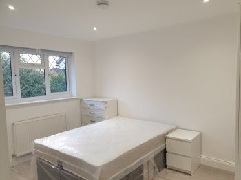 First floor, room 5