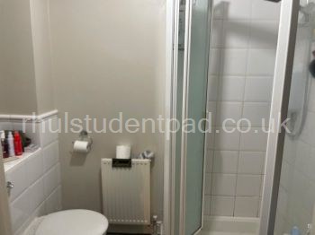 on-suite top floor large room